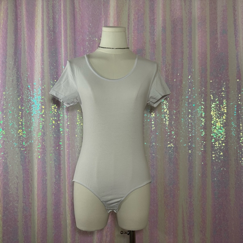White Scoop Neck Tee Basic Bodysuit - image 2